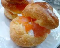 De mignons petits choux salés, recette pour un apéritif ou un buffet dînatoire.