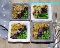 C'est une délicieuse entrée aux saveurs et textures pleines de caractère. Les petits pois sont fondants, le chou rouge est croquant et le crumble est... croquant fondant…