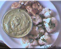 Crème de petits pois à la purée d'amandes