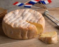 Que risque-t-on à manger la croûte des fromages ?