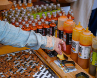 Fan de piment ? Ce célèbre marché parisien défie vos papilles avec une soirée enflammée