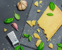 Parmesan vert : connaissez-vous ce condiment express à faire avec seulement 2 ingrédients ?