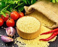 Voici comment transformer vos sachets de semoule en une superbe salade pour l’été !