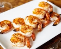 Brochettes de crevettes au piment d'Espelette