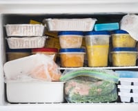Dégivrage du congélateur : le geste obligatoire à faire 2 fois par an pour économiser de l’argent et sauver vos aliments
