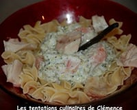 Saumon et carottes, crème de brocoli vanillée sur lit de pâtes