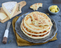 Cheese naan au Saint-Nectaire