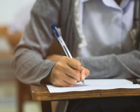 “Vous allez avoir un coup de barre” : le Dr Jimmy Mohamed met en garde contre une erreur alimentaire fréquente pendant les examens