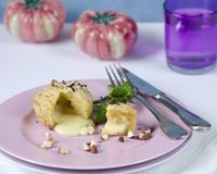 Ce moelleux détient un coeur fondant au fromage Richesmonts. Un régal !Une recette proposée par Mamina du blog 'Et si c'était bon'.