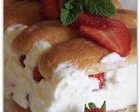 Un délicieux mélange, fraises, fromage blanc et l'onctuosité du mascarpone, à déguster bien frais.