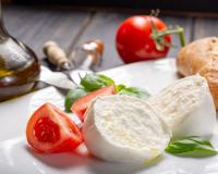 Cette spécialiste des produits italiens livre ses astuces pour bien choisir sa mozzarella cet été