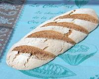 Le pain à la farine de châtaignes est idéal pour accompagner des charcuteries mais je l'aime au petit déjeuner avec une fine couche de beurre,…