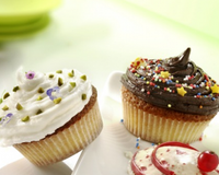 Décorer les cupcakes.