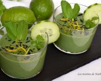 J'ai incorporé directement la spiruline dans un délicieux gaspacho et j'en ai ajouté pour décorer :-)
