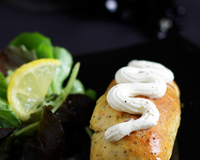 Savarin au saumon pavot, sirop au vin blanc et agrume