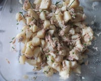 Salade de pommes de terre au thon classique