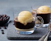 Découvrez l'affogato : un délicieux dessert glacé italien au café à savourer cet été !