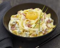 Des tagliatelles à la carbonara oui, mais au Bresse Bleu, pour ajouter un peu de piment à vos plats quotidiens !