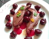 Magrets de canard aux cerises