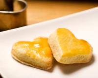 Des biscuits en forme de coeur pour la Saint-Valentin.