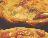 Petites cocottes feuilletées au saumon et à l'aneth