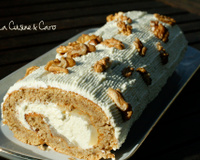 Bûche roulée aux noix et aux poires