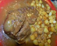 Rien de tel qu'une bonne carbonnade flamande par mauvais temps !En accompagnement des frites, des petites pommes de terre ou des pâtes. Je fais cette recette la veille…