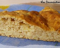 Moelleux au yaourt et pommes râpées sans beurre