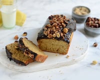 Cake aux noisettes et au chocolat noir