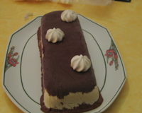 Bûche glacée chocolat-clémentine, sauce à l'orange