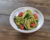 Spaghettis au pesto d'avocat