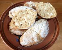 La saveur des épices et le moelleux du pain d'épice pour un pain de fête, parfait pour un foie gras mi cuit.
