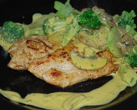 Poulet aux champignons et brocolis, sauce au safran