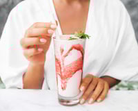 Milkshake marbré à la framboise