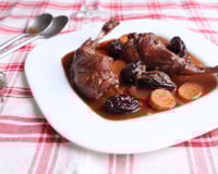 Lapin mijoté en sucré / salé aux pruneaux