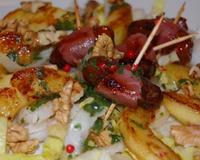 Cette recette remporte la 8ème place du concours Raconte-moi des salades.
Pour un petit dîner gourmand, voici une salade sucrée-salée, fruitée, raffinée et savoureuse.…