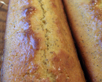 Comme une envie de cake au citron mais avec le petit goût de miel & constellé de graines de pavot...