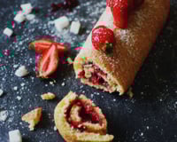 Gâteau roulé à la framboise