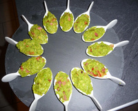Purée d'avocat aux lardons