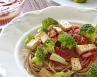 Pâtes au tofu fumé