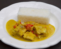 Mijoté de poisson au curry et lait de coco