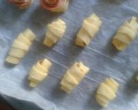 Les mini croissants peuvent être servis en apéritif ou en entrée accompagné d'une salade.