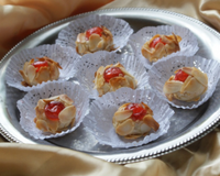 M'chewek aux amandes.