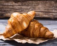 Voici où acheter les meilleurs croissants au beurre de Paris (et le 2ème va parler aux fans d’une célèbre série)