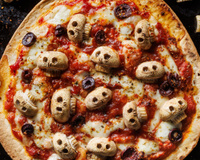 Transformez votre pizza en une version effrayante pour Halloween grâce à cette astuce
