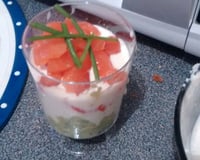 Verrine avocat-saumon-boursin