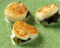 Cette recette originale aux saveurs subtiles est une occasion de découvrir le choux de mer. Une algue riche en fibres, fer et calcium.