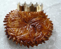 Pour changer de la galette à la frangipaneVoici une galette toujours très appréciéeVisible sur mon blog 100%Gourmande
