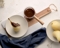 “Ça va être du lourd !” : Philippe Etchebest dévoile sa recette de poire au chocolat comme au restaurant