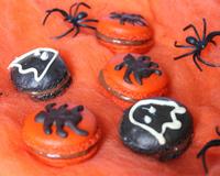 Délicieux macarons aux couleurs d'Halloween, avec une ganache d'enfer à la châtaigne!